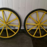 Roue à bandage rond pour calèche