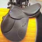 Selle d'obstacle en cuir – Image 2