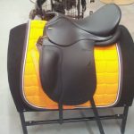 Selle de dressage en synthétique – Image 2